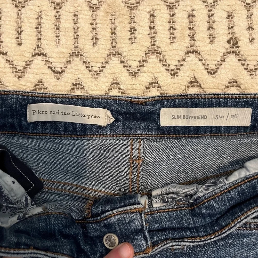 PILCRO ~ Slim Boyfriend Jean Shorts - Picture 4 of 5